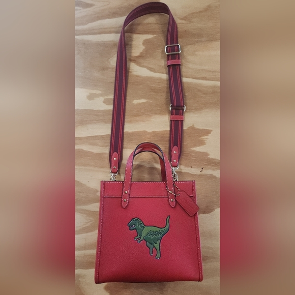 Coaxh Feild Tote 22 With Rexy - Picture 2 of 13